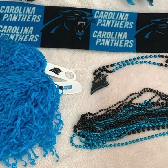 Carolina Panthers Mini Pom Poms, Bead Necklaces, Fleece Scarf - Picture 11 of 11